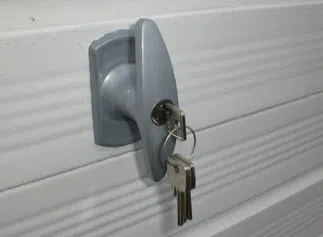 Mahwah Locksmith Service Mahwah, NJ 201-620-6501 - 17a-Garage-Door-Locks
